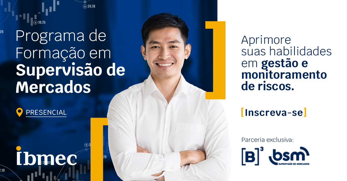 Homem de braço cruzado 